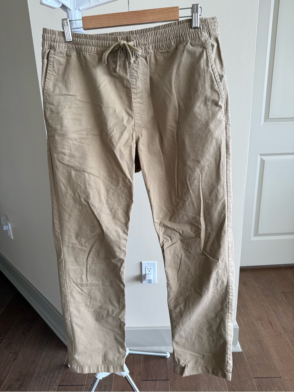 Vans Men's Khaki Drawstring Chino Pants
